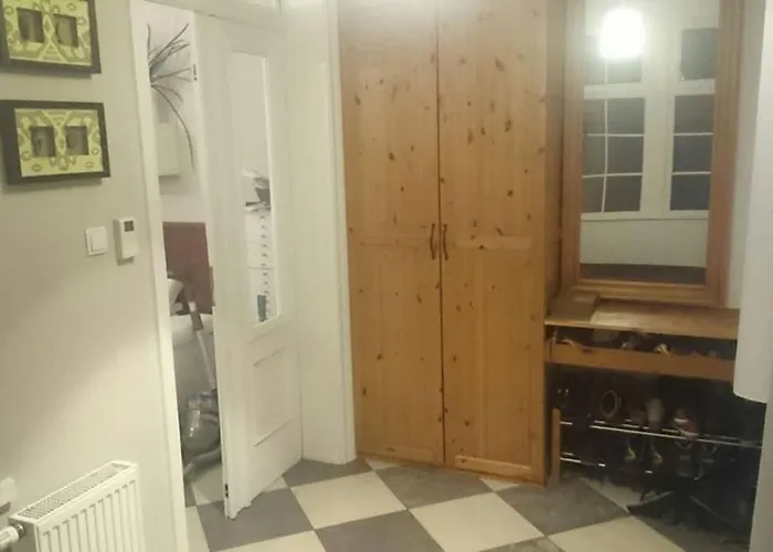 Apartament Z Ogrodkiem Daire *