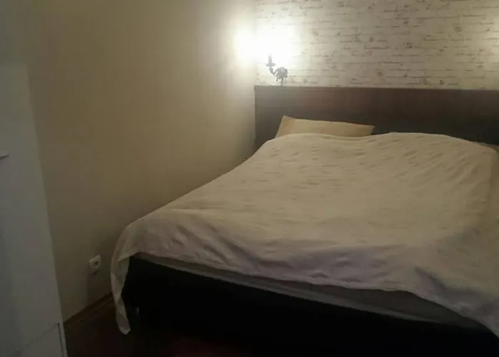 Daire Apartament Z Ogrodkiem